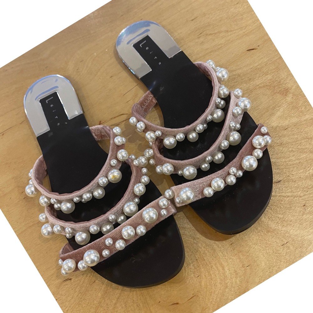 LEITH Pearl Embellished Velvet Flat Sandals Women Size 6.5 Pink Slip On - Picture 1 of 5